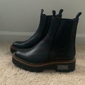 Sam Edelman Laguna Chelsea  Lug Sole Boot